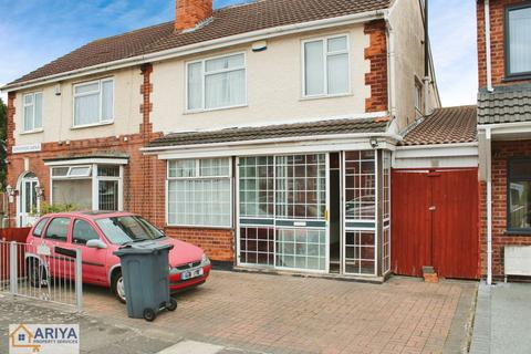 3 bedroom semi-detached house to rent, Strathmore Avenue, Rushey Mead, Leicester LE4