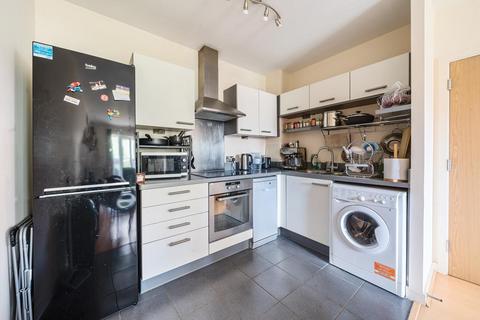 1 bedroom flat for sale, Slough,  Berkshire,  SL1