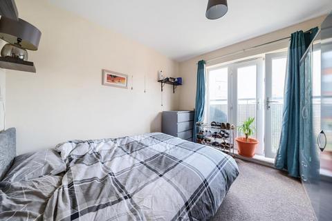 1 bedroom flat for sale, Slough,  Berkshire,  SL1