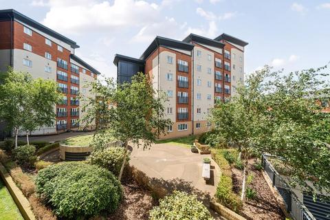 1 bedroom flat for sale, Slough,  Berkshire,  SL1