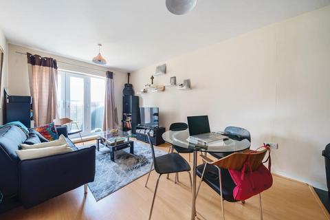 1 bedroom flat for sale, Slough,  Berkshire,  SL1