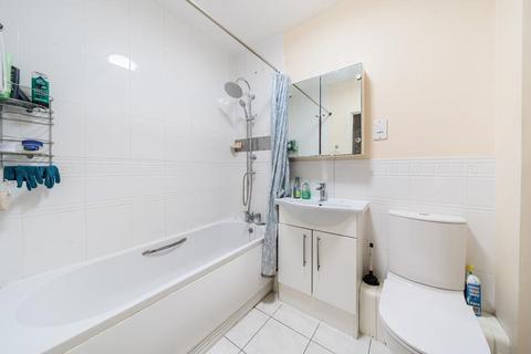 1 bedroom flat for sale, Slough,  Berkshire,  SL1