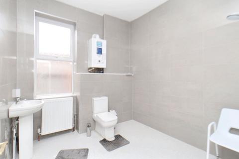 4 bedroom terraced house for sale, Strathmore Crescent, Newcastle upon Tyne, Tyne and Wear, NE4 8UB
