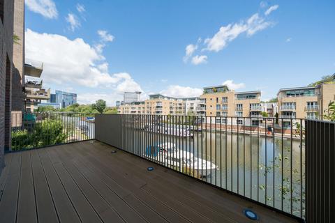 3 bedroom apartment for sale, Durham Wharf Drive, Brentford, Middlesex