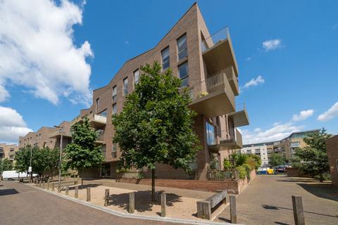 3 bedroom apartment for sale, Durham Wharf Drive, Brentford, Middlesex