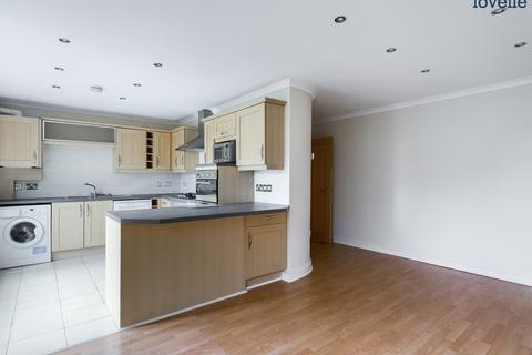 1 bedroom apartment for sale, Marine Approach, Burton Waters, LN1