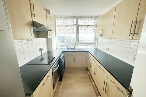 2 bedroom flat to rent, St. Margarets Place, Brighton BN1