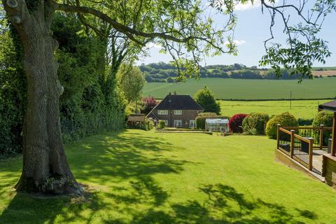 4 bedroom detached house for sale, Canterbury Road, Elham, Canterbury, CT4