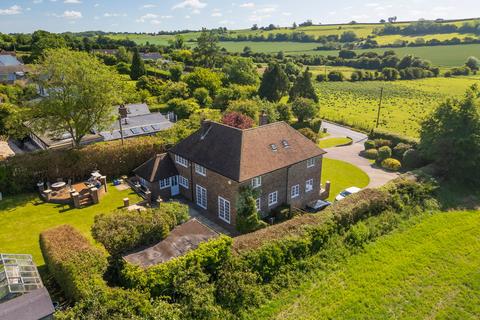 4 bedroom detached house for sale, Canterbury Road, Elham, Canterbury, CT4