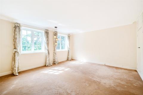 2 bedroom flat to rent, St. Georges Avenue, Weybridge, Surrey, KT13