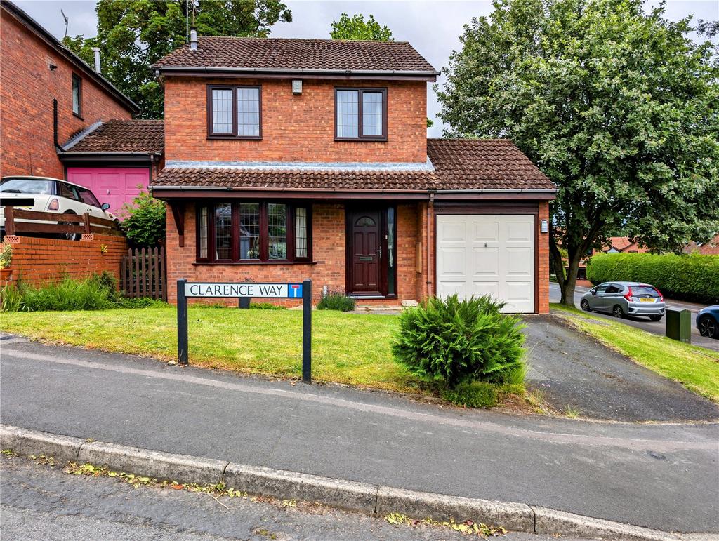 Clarence Way, Bewdley, DY12 3 bed detached house for sale £320,000