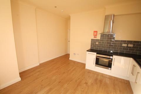 2 bedroom apartment to rent, Flat 8, Melrose House, Waverley Street , Nottingham, NG7 4BR