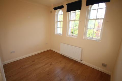 2 bedroom apartment to rent, Flat 8, Melrose House, Waverley Street , Nottingham, NG7 4BR