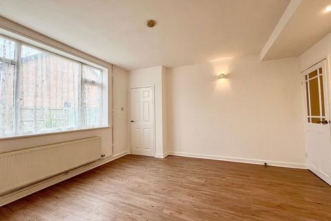 34 Dorts Crescent, Church Fenton, Tadcaster, LS24 9RU
