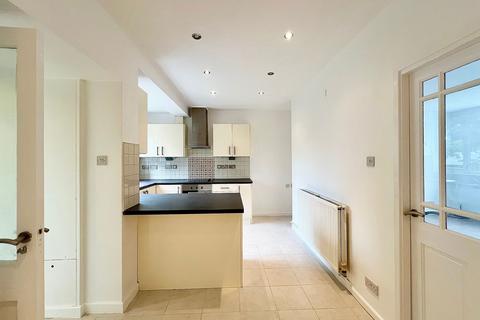 34 Dorts Crescent, Church Fenton, Tadcaster, LS24 9RU