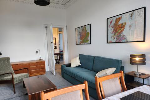 3 bedroom flat to rent, Haymarket Terrace, Edinburgh EH12
