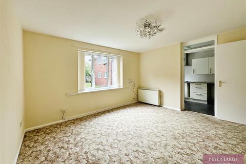 1 bedroom ground floor flat for sale, 10 Plastirion Court, Russell Road, Rhyl. LL18 3DJ