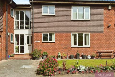 1 bedroom ground floor flat for sale, 10 Plastirion Court, Russell Road, Rhyl. LL18 3DJ