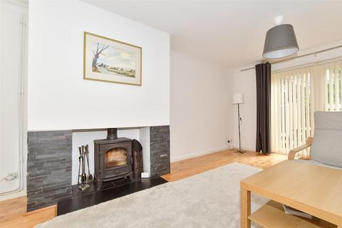 21 Ash Road, Southwater, Horsham, RH13 9EJ