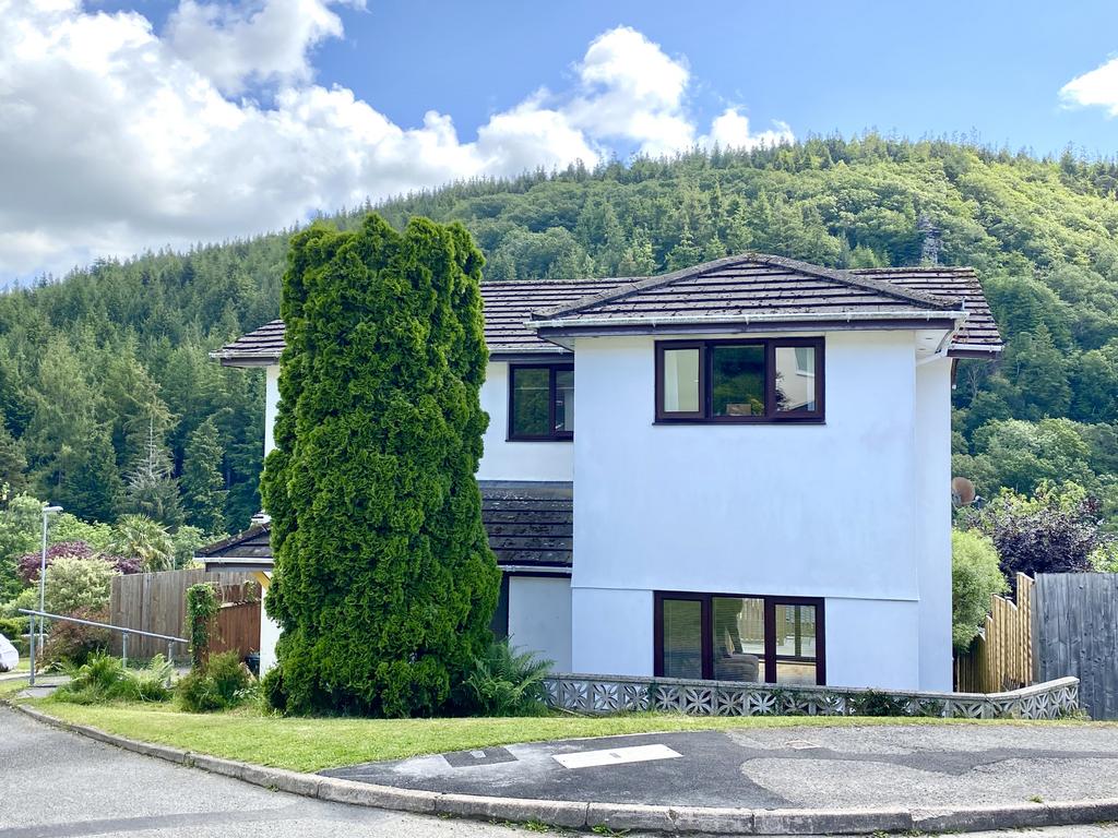 Pine View, GUNNISLAKE PL18 3 bed detached house for sale £325,000