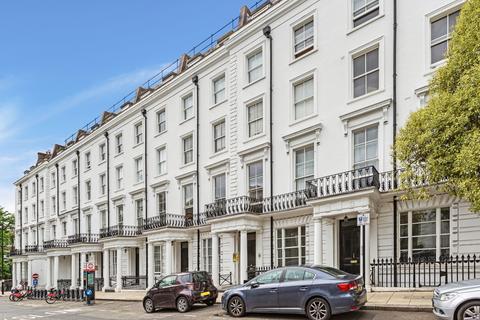 2 bedroom apartment to rent, Orsett Terrace London W2