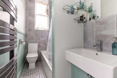 97 Comiston Road, Edinburgh, EH10 6AG