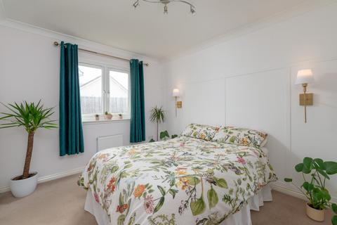 10 Hawk Crescent, Dalkeith, EH22 2RB