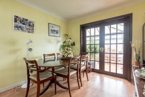 51 Caiyside, Edinburgh, EH10 7HW