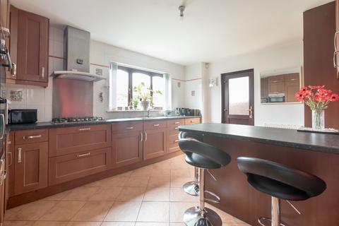 51 Caiyside, Edinburgh, EH10 7HW