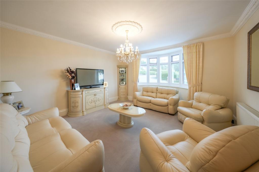 Reception 2/Bedroom3