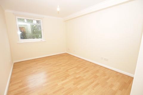 2 bedroom flat to rent, Pirrie Street, Leith, Edinburgh, EH6