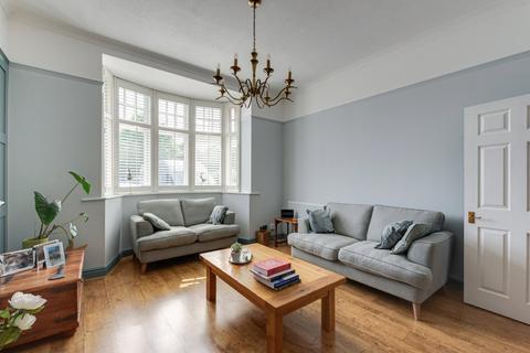 2 Redwood Close, Sidcup, DA15 8WP