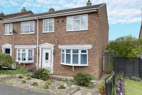 3 bedroom end of terrace house for sale, Cranwell NG34