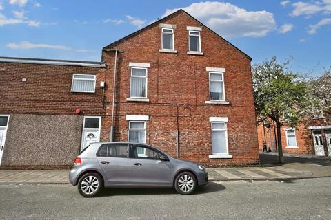 2 bedroom ground floor flat for sale, Farnham Road, South Shields NE34