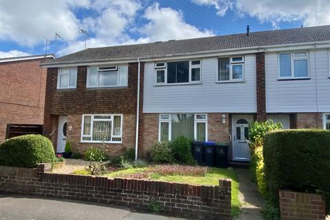 3 bedroom terraced house for sale, Cotswold Road, Worthing BN13