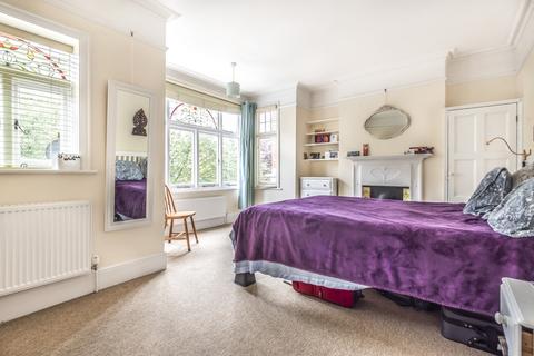 3 bedroom house to rent, Ryfold Road Wimbledon Park SW19