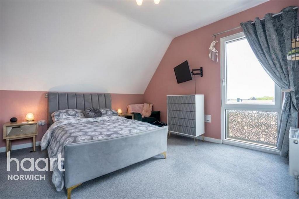 Clover Hill, Norwich 1 bed in a house share to rent £650 pcm (£150 pw)