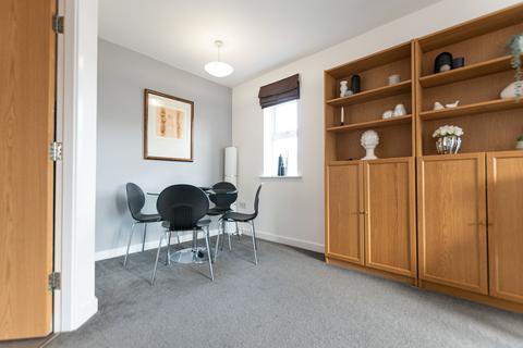 2 bedroom apartment to rent, Planewood Gardens, Lowton, WA3