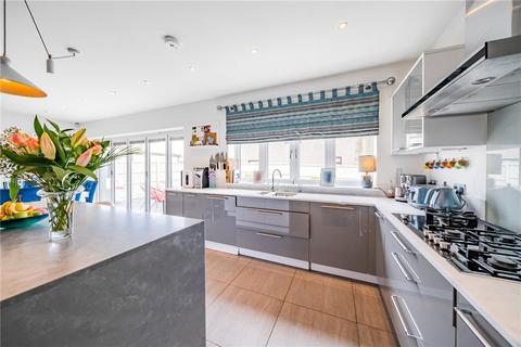 12 Mainridge Road, Chislehurst, BR7 6DW