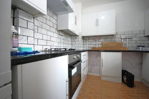 2 bedroom apartment to rent, Wheatland House, East Duwlich SE22