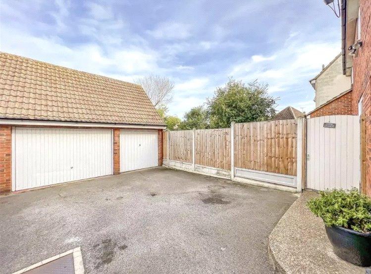 Double Garage