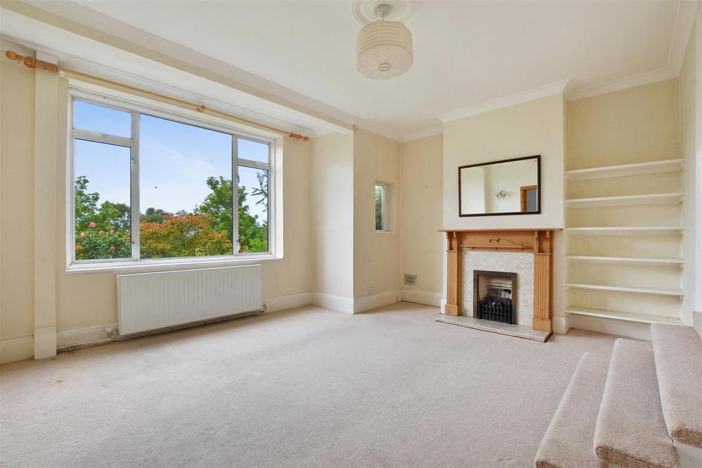 7 Makepeace Ave - Reception.JPG