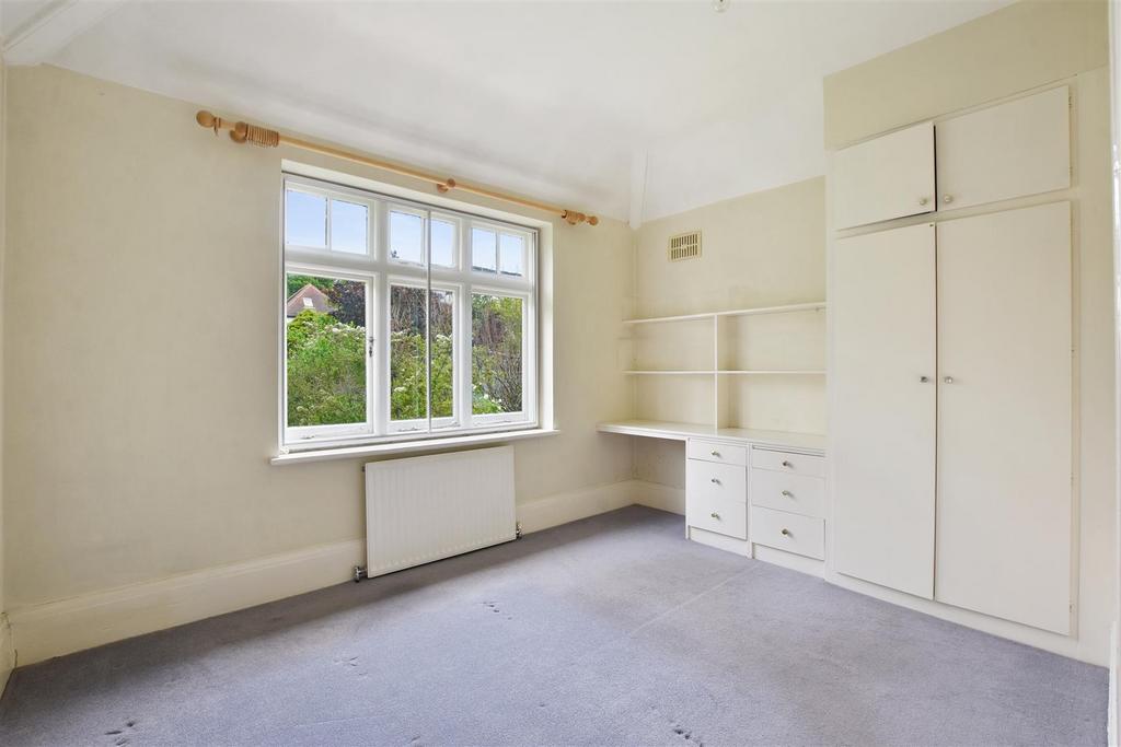 7 Makepeace Ave - Bedroom 3.JPG