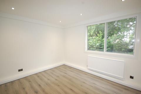 2 bedroom flat to rent, Warwick Gardens, London W14