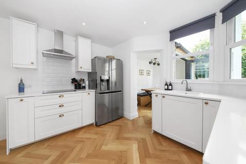 3 bedroom apartment for sale, Dalkeith Road, Dulwich, London, SE21