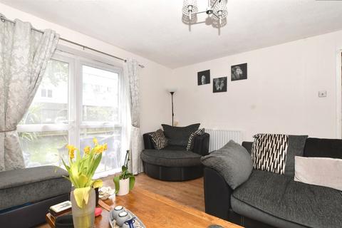35 Brackley Close, Wallington, SM6 9JR