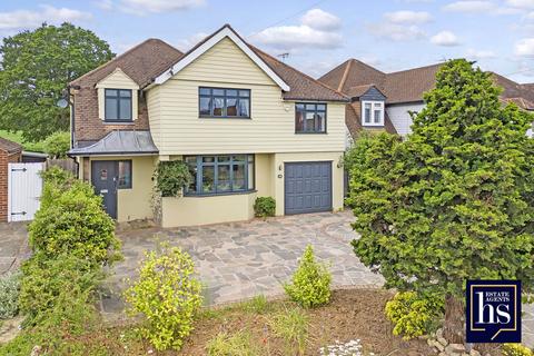 4 bedroom detached house for sale, Chelmsford Road, Brentwood CM15