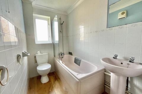 1 bedroom flat for sale, Ferrier Close, Rainham