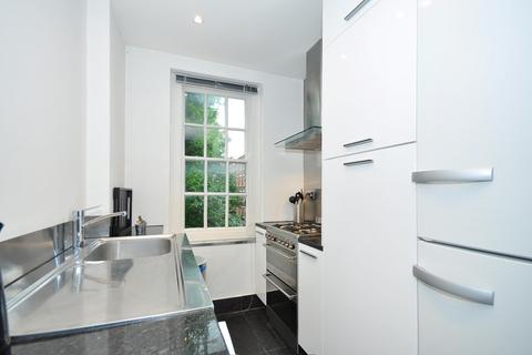 1 bedroom flat for sale, Elm Tree Court, St John's Wood NW8