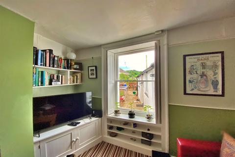 4 bedroom terraced house for sale, Bridport